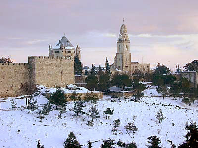 Abbaye de la Dormition enneig�e