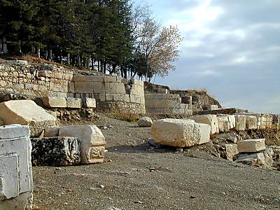 Antioche de Pisidie, tours de mur de ville hell�nistique