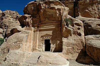 Façade 846 de la petite Petra