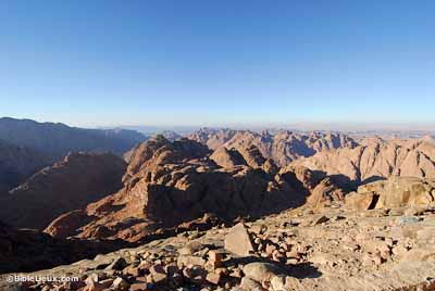 Montagnes au nord de Djebel Musa