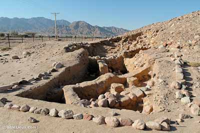 Excavations de Tell Maquss d'Aqaba depuis le nord